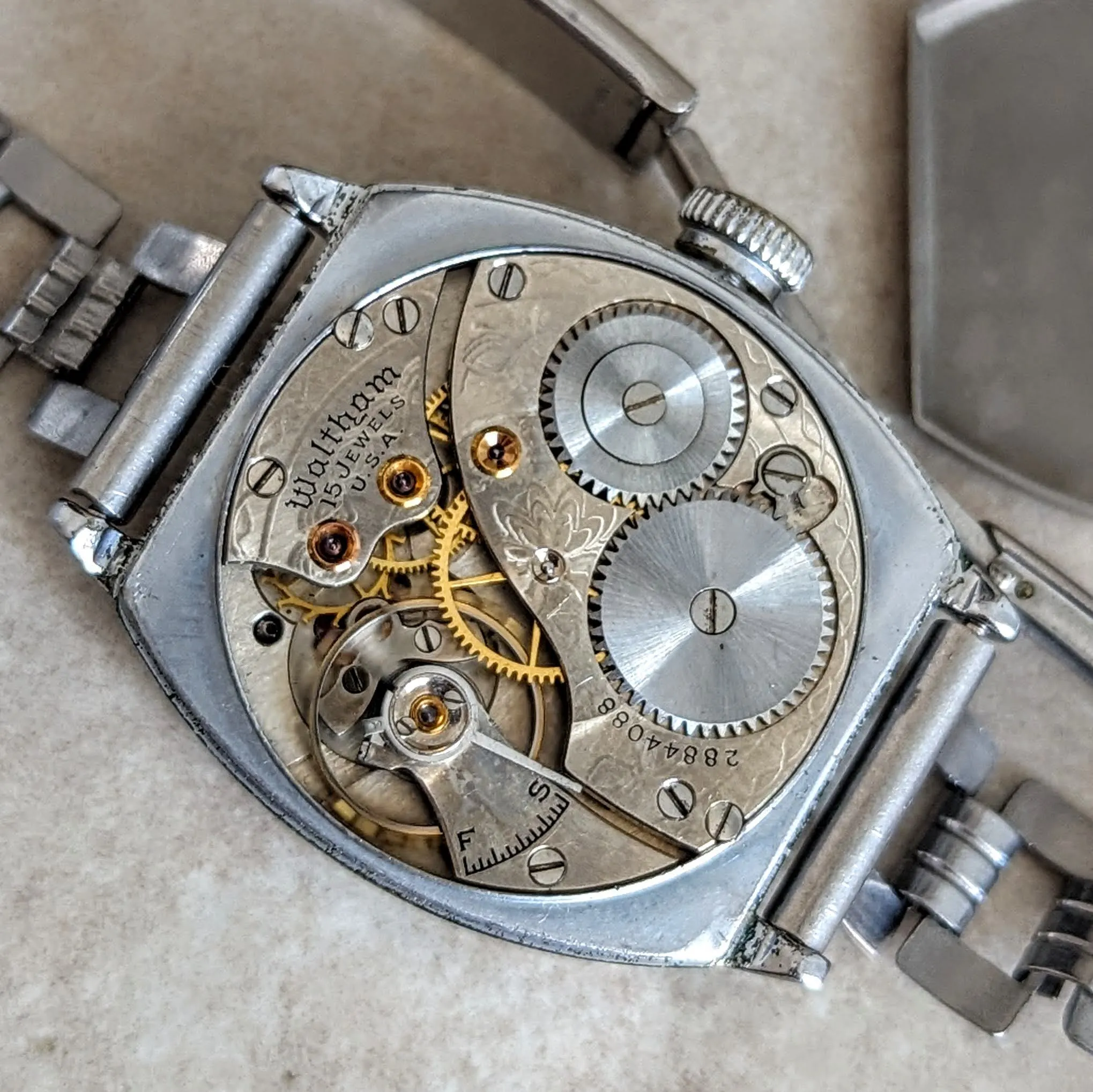 1935 Art Deco WALTHAM Wristwatch 15 Jewels Vintage U.S.A. Made Watch