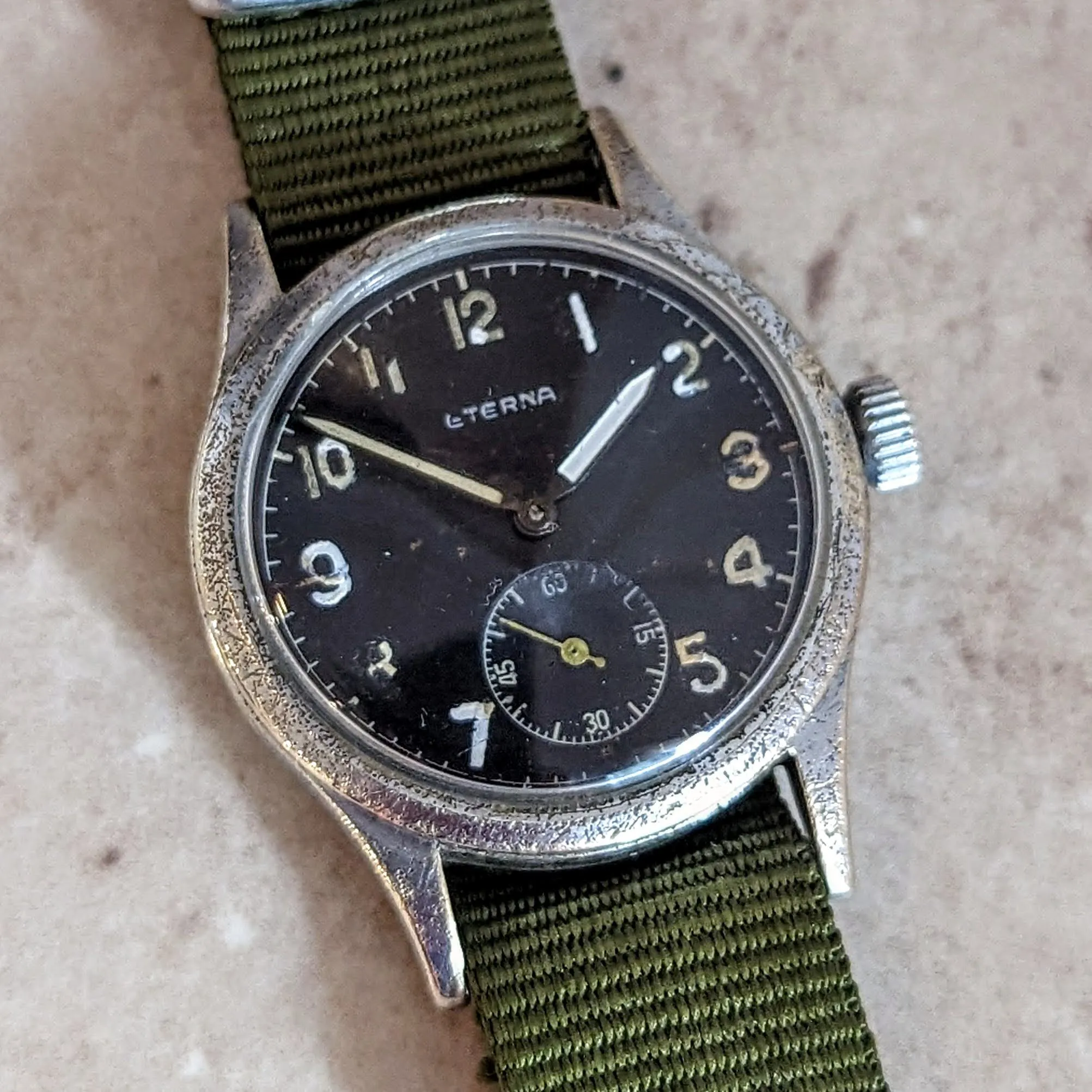 1944 ETERNA WWII Military Wristwatch 15 Jewels Cal. 520H Vintage Watch