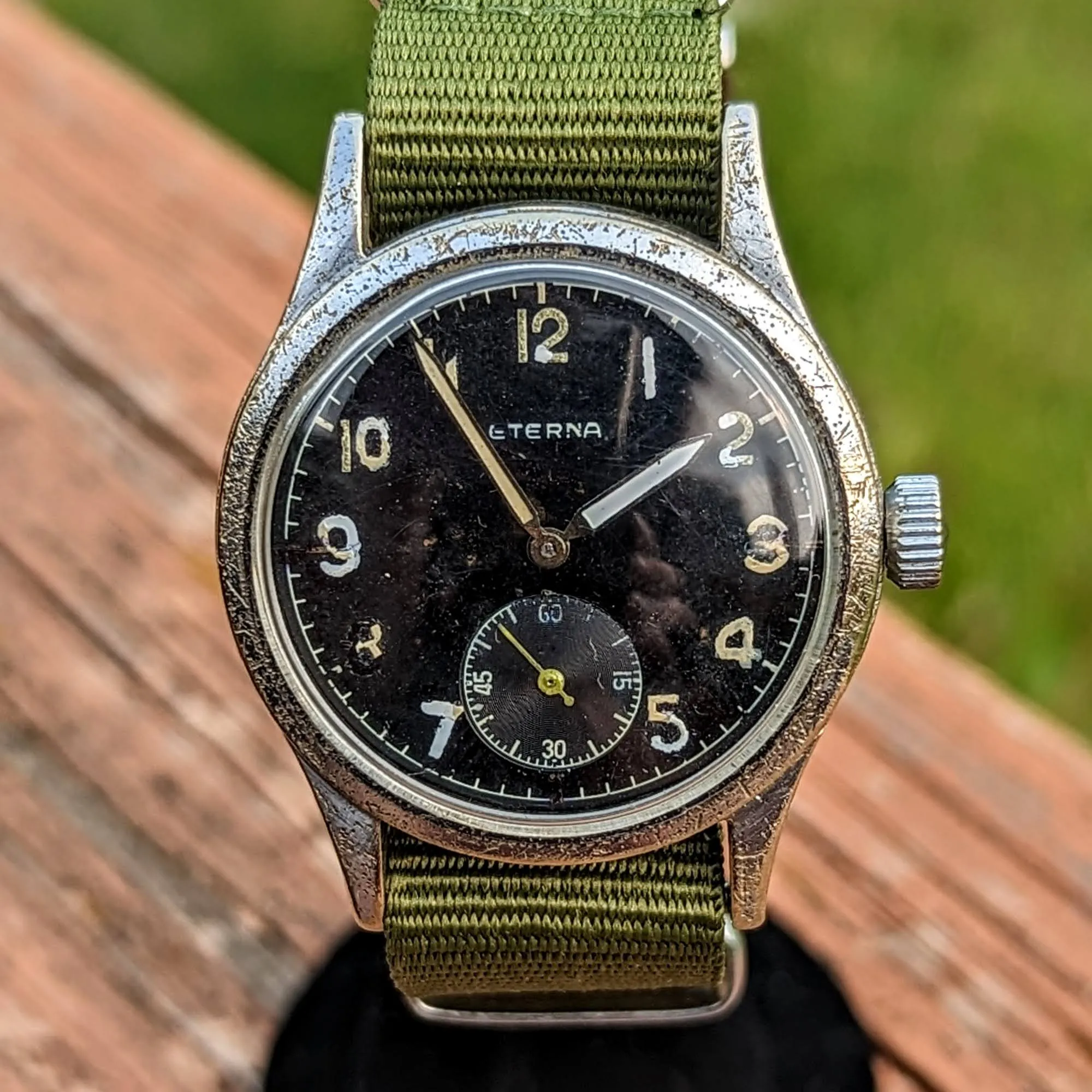1944 ETERNA WWII Military Wristwatch 15 Jewels Cal. 520H Vintage Watch