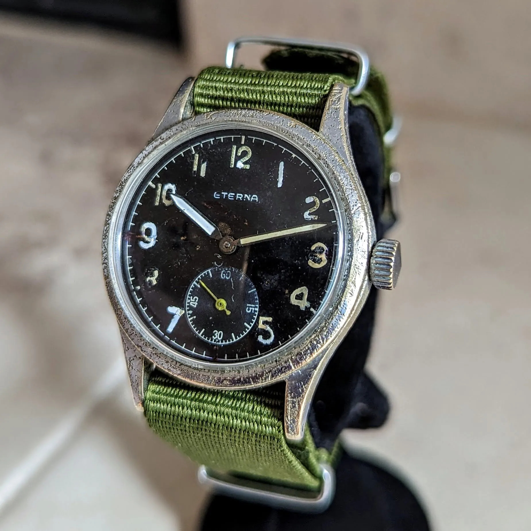 1944 ETERNA WWII Military Wristwatch 15 Jewels Cal. 520H Vintage Watch