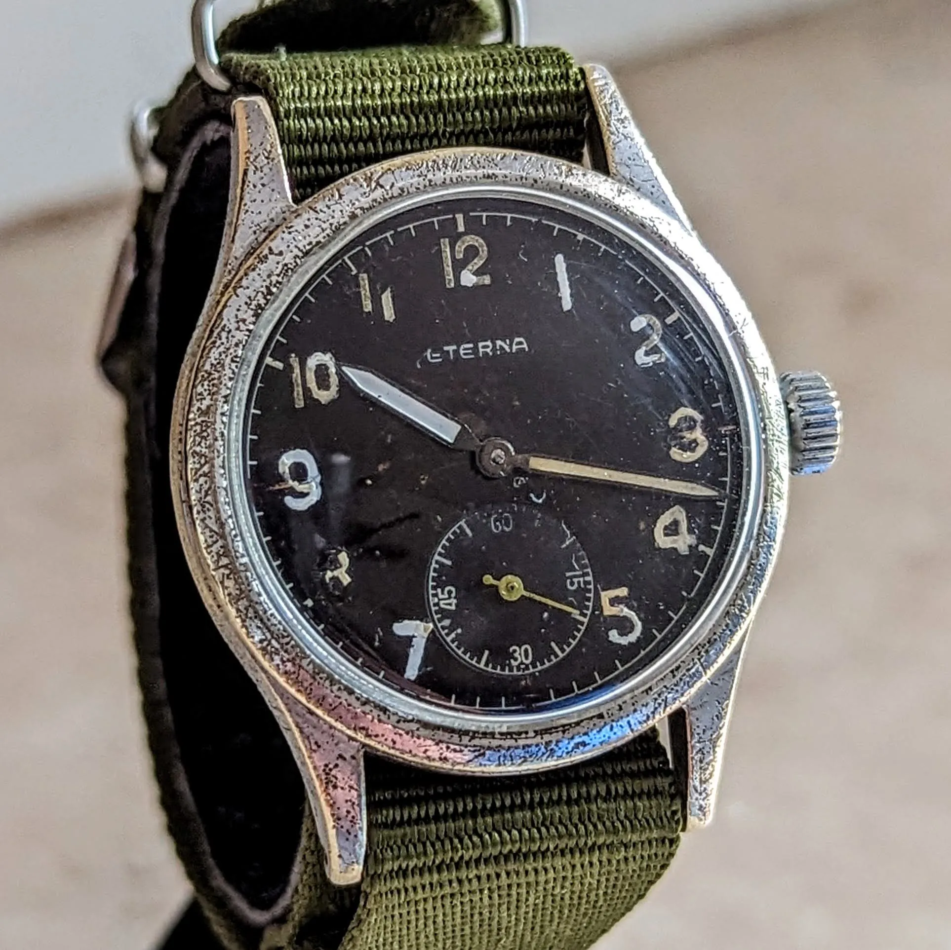 1944 ETERNA WWII Military Wristwatch 15 Jewels Cal. 520H Vintage Watch