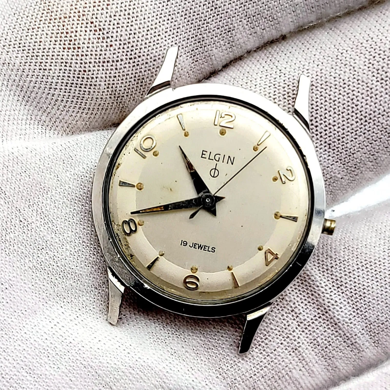 1950's ELGIN Pie Pan Dial 19 Jewels U.S.A.