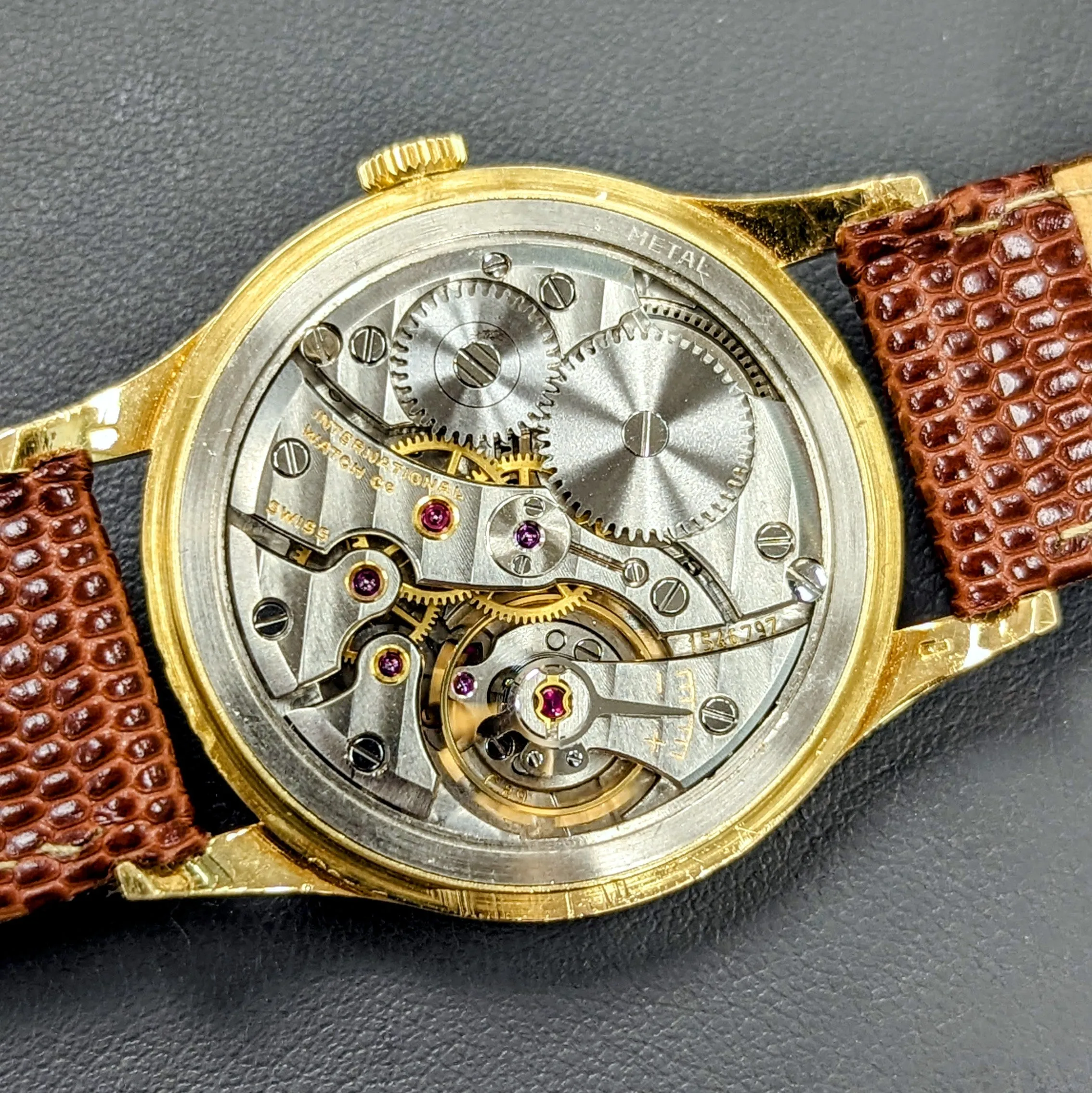 1960 International National Watch Co. 17 Jewels Cal. IWC 89 Wristwatch 18K GOLD