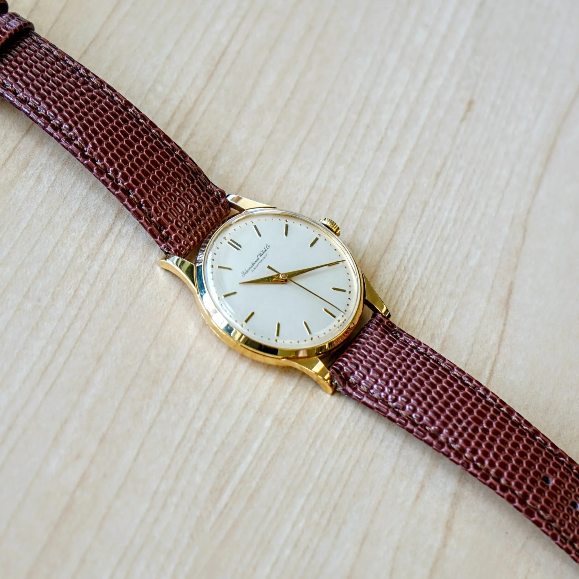 1960 International National Watch Co. 17 Jewels Cal. IWC 89 Wristwatch 18K GOLD