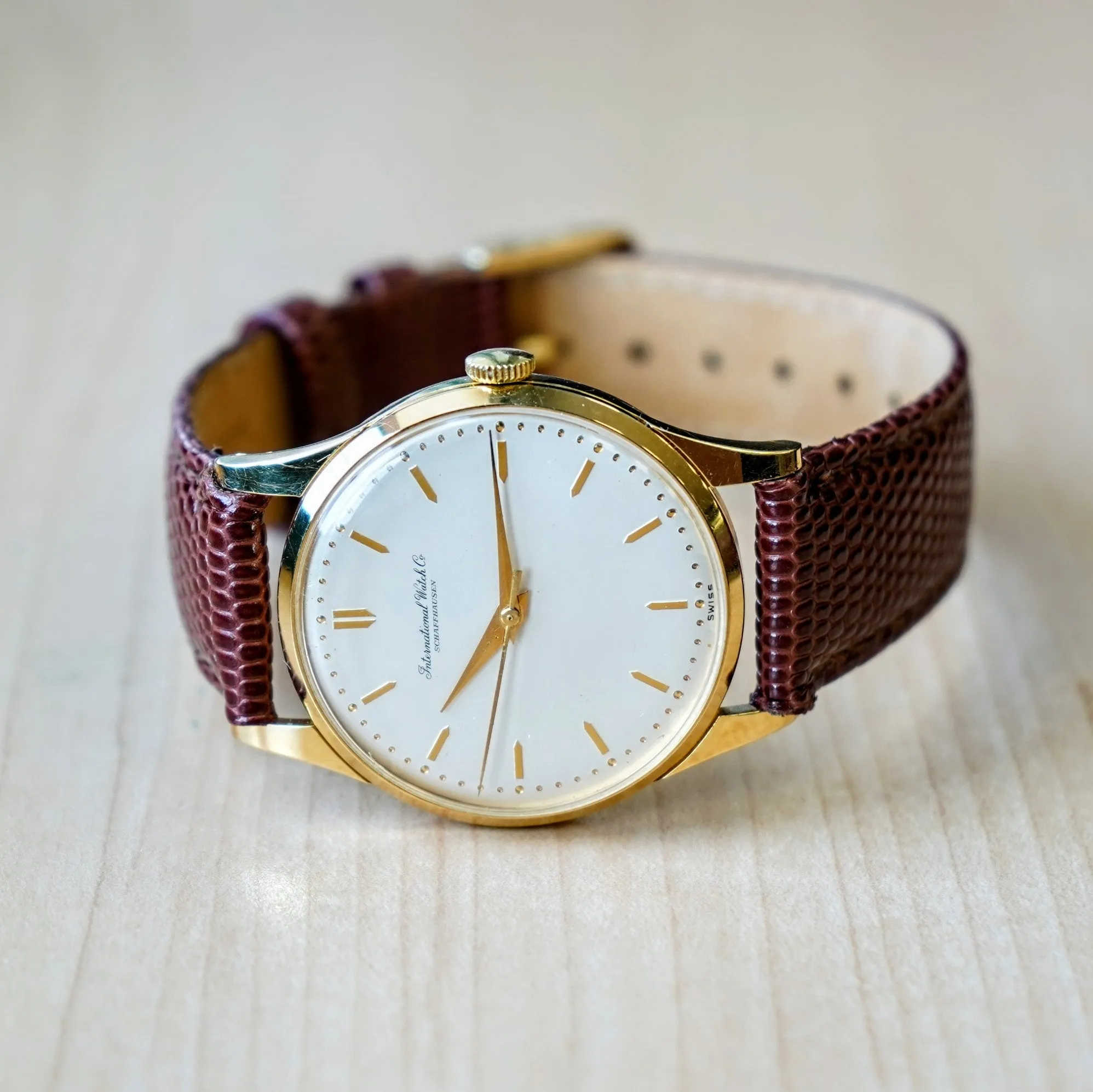 1960 International National Watch Co. 17 Jewels Cal. IWC 89 Wristwatch 18K GOLD