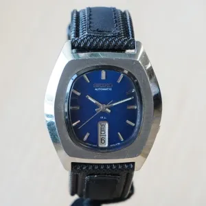 1977 SEIKO Automatic Watch Day/Date Indicator 7009-5059 Tonneau Case & Blue Dial