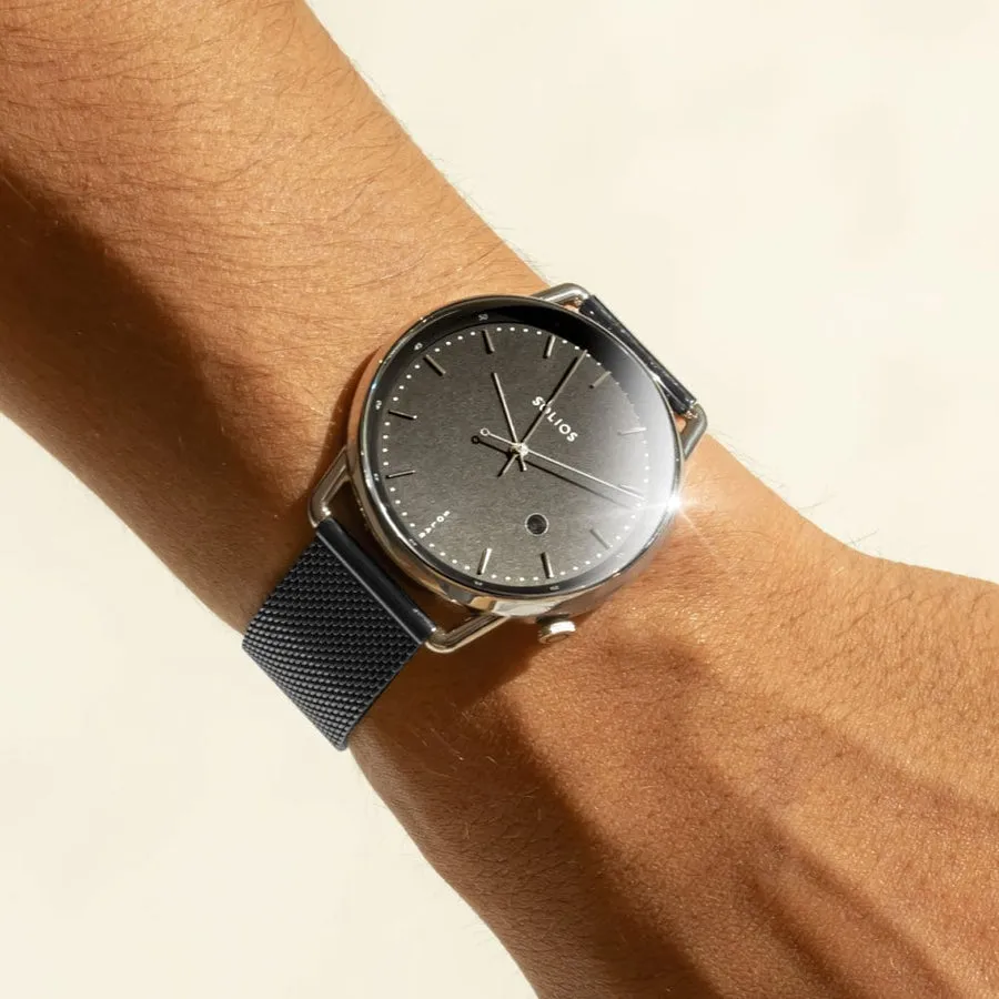 Black   Silver Solar Curve (Grey Mesh Metal)
