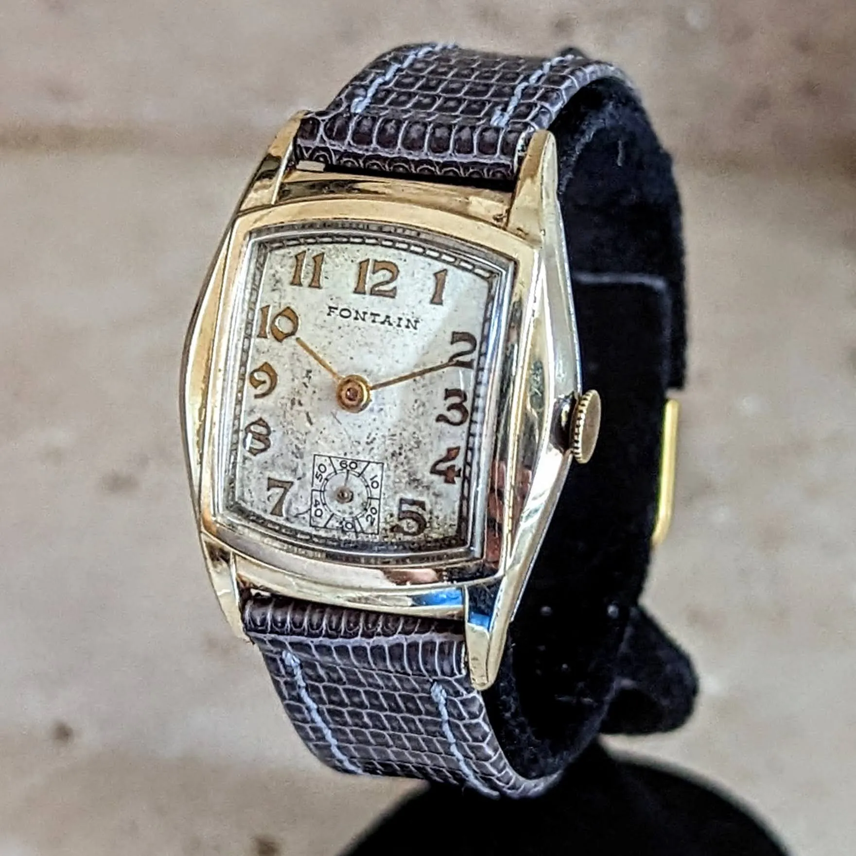 FONTAIN Wristwatch by Helbros Watch Co. 7 Jewels Cal. 111 Swiss Made Watch