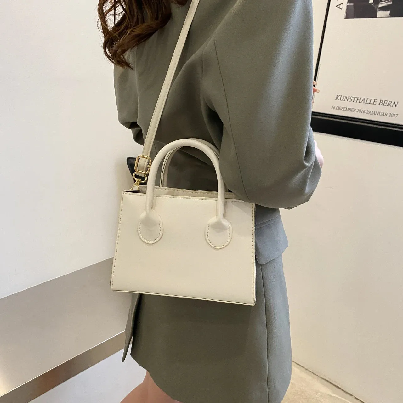 Laurel Minimalist Leather Bag