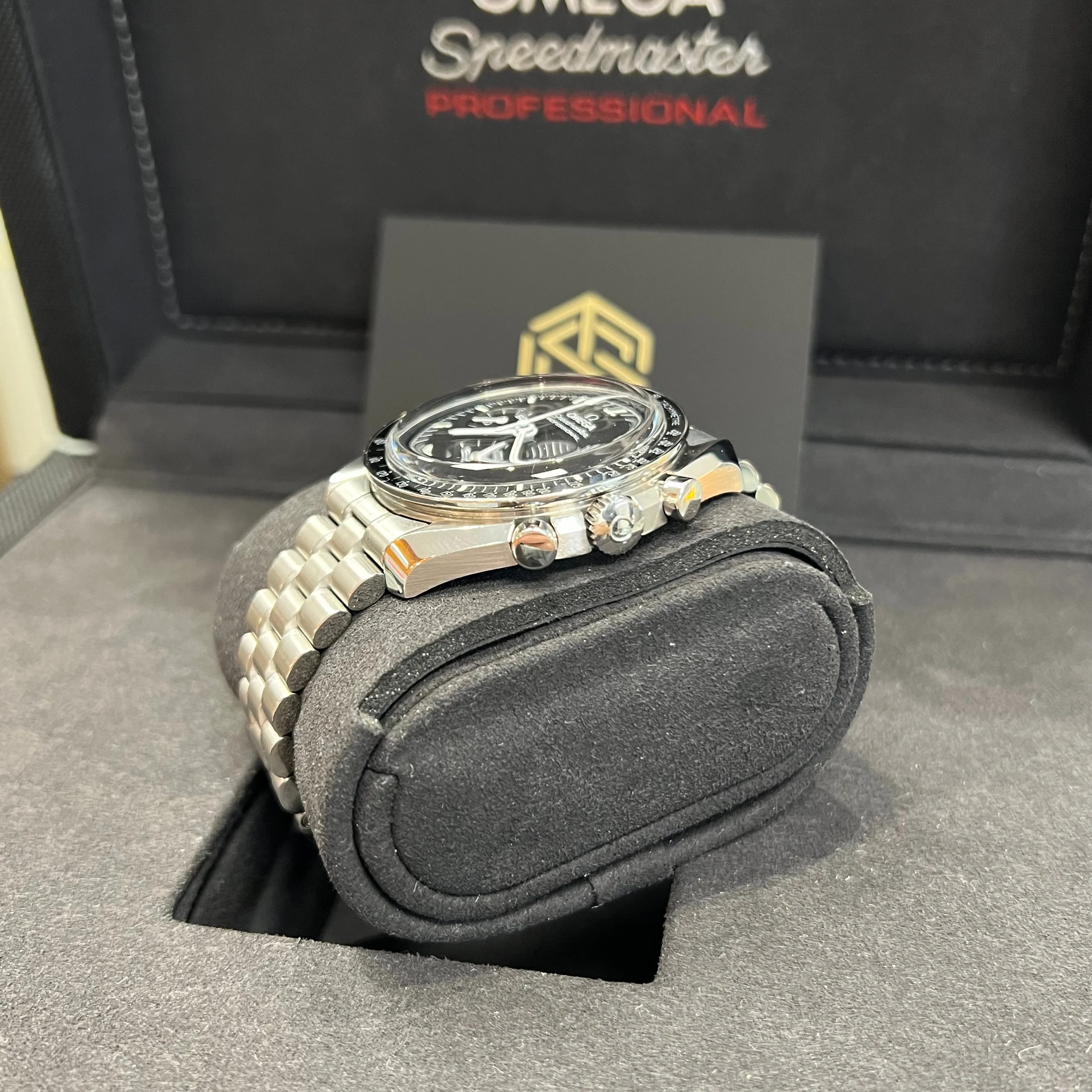 Omega 310.30.42.50.01.001 Speedmaster Moonwatch Professional 42mm 2021 Watch