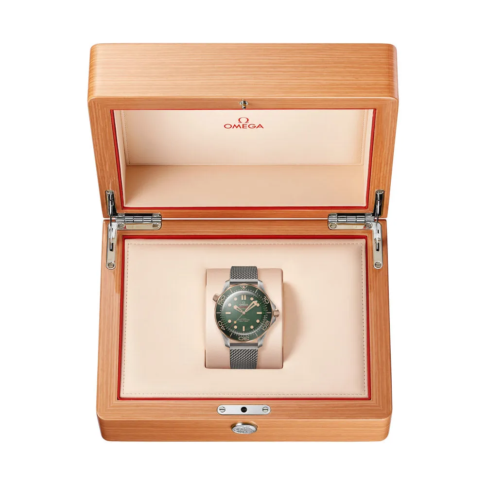 OMEGA Seamaster Diver 300M 42mm Green Dial Bronze Gold and Titanium Automatic Gents Watch 21090422010001