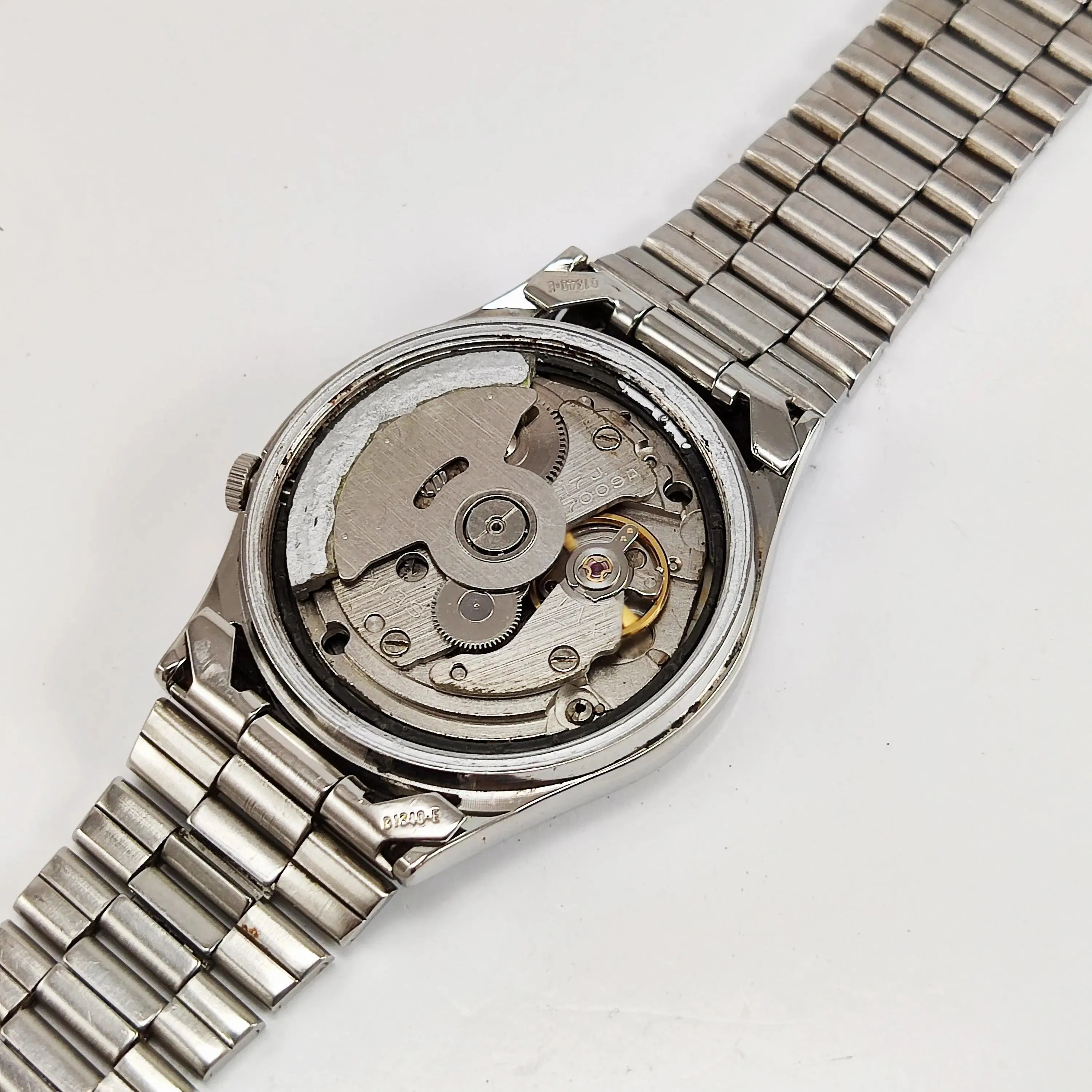 Seiko 5 Automatic-7009A Blue Dial 17 Jewels Day Date Men's Wrist Watch