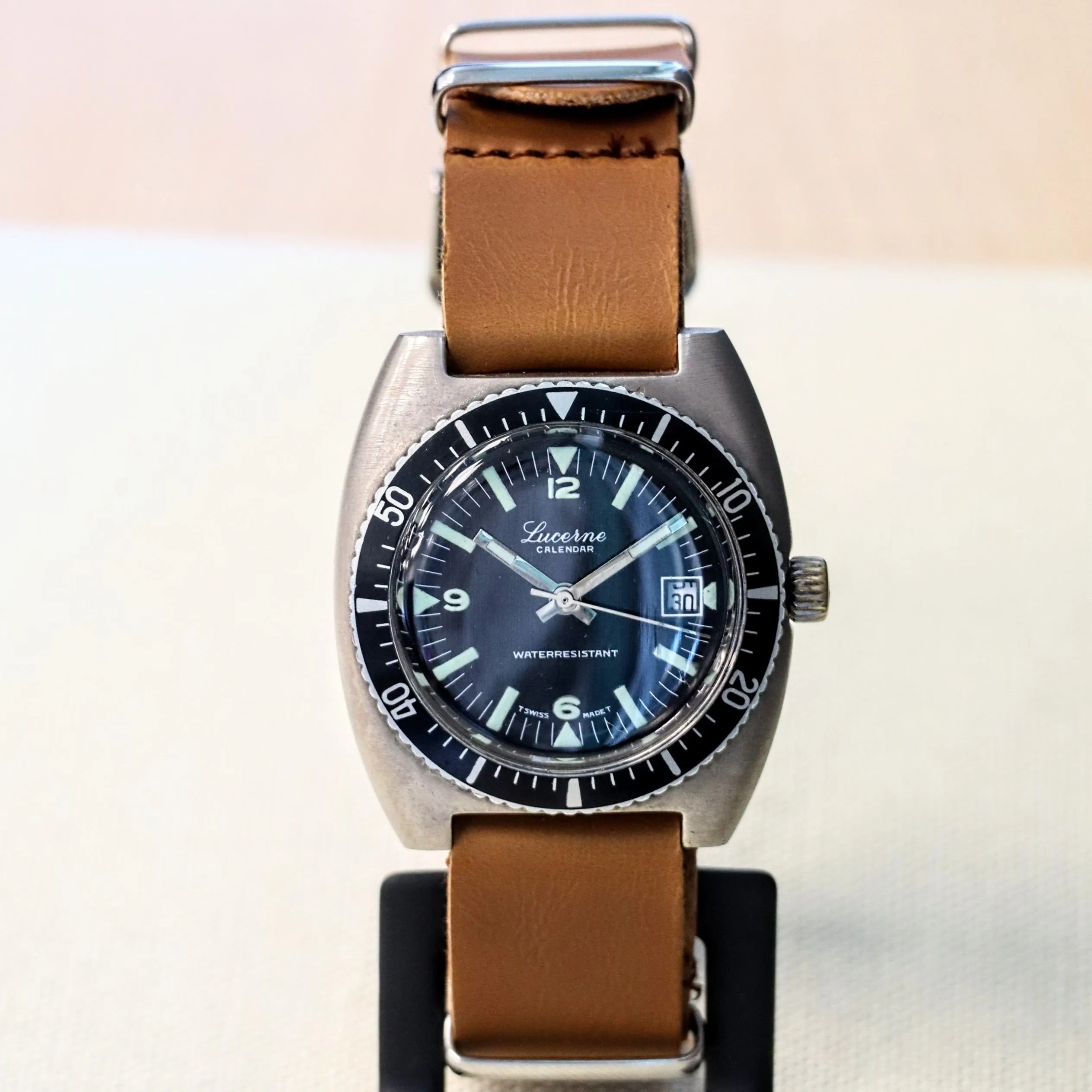Vintage LUCERNE Calendar Diver Watch Cal. EB8811 Date Indicator Swiss Made Wristwatch