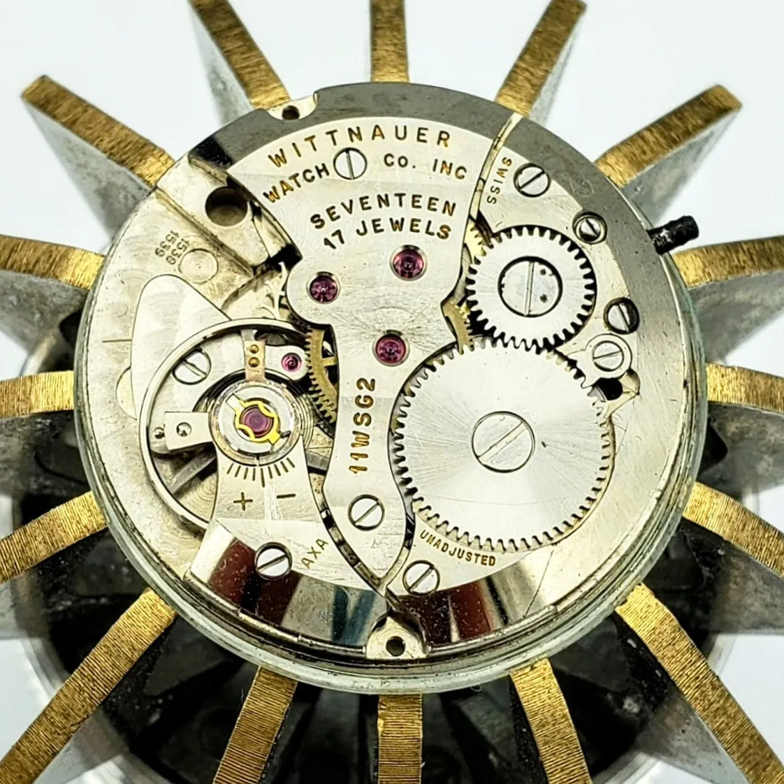 Vintage Wittnauer Wristwatch Swiss Caliber 11WSG2 17 Jewels Watch