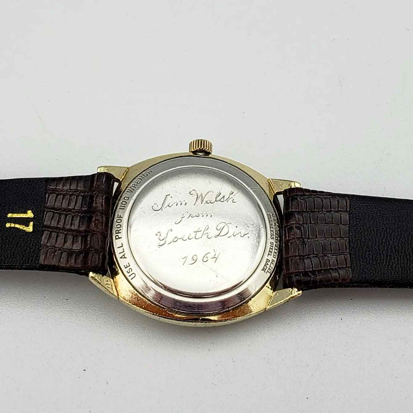 Vintage Wittnauer Wristwatch Swiss Caliber 11WSG2 17 Jewels Watch