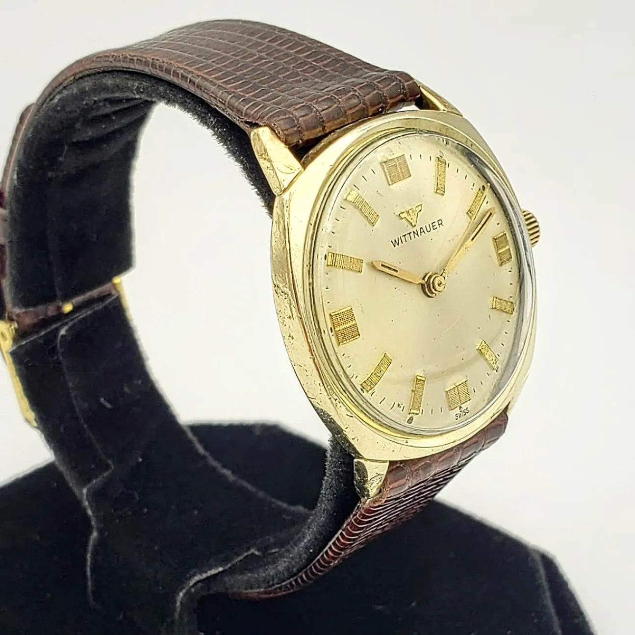 Vintage Wittnauer Wristwatch Swiss Caliber 11WSG2 17 Jewels Watch