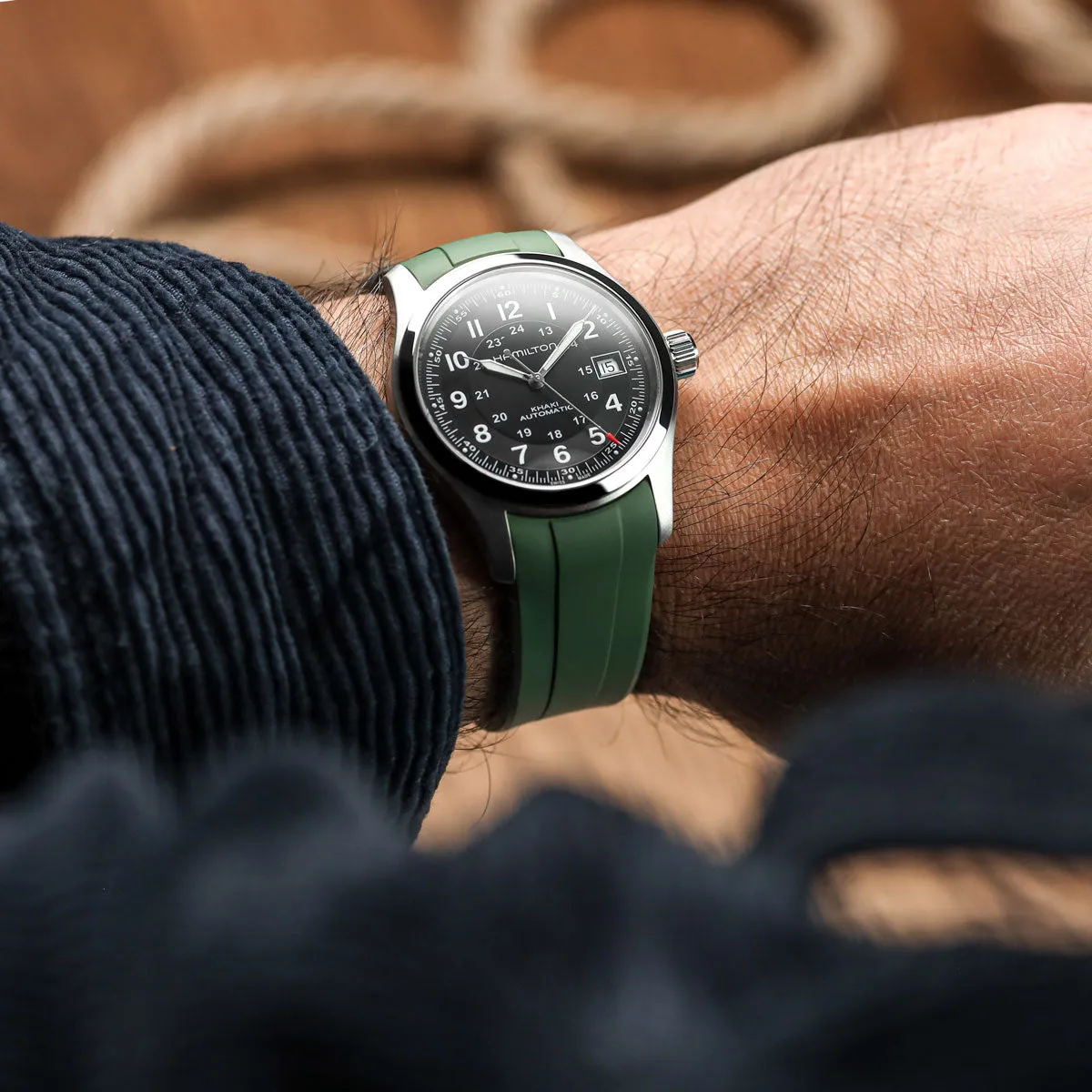 WatchGecko Curved Ends  Rubber Watch Strap - Green